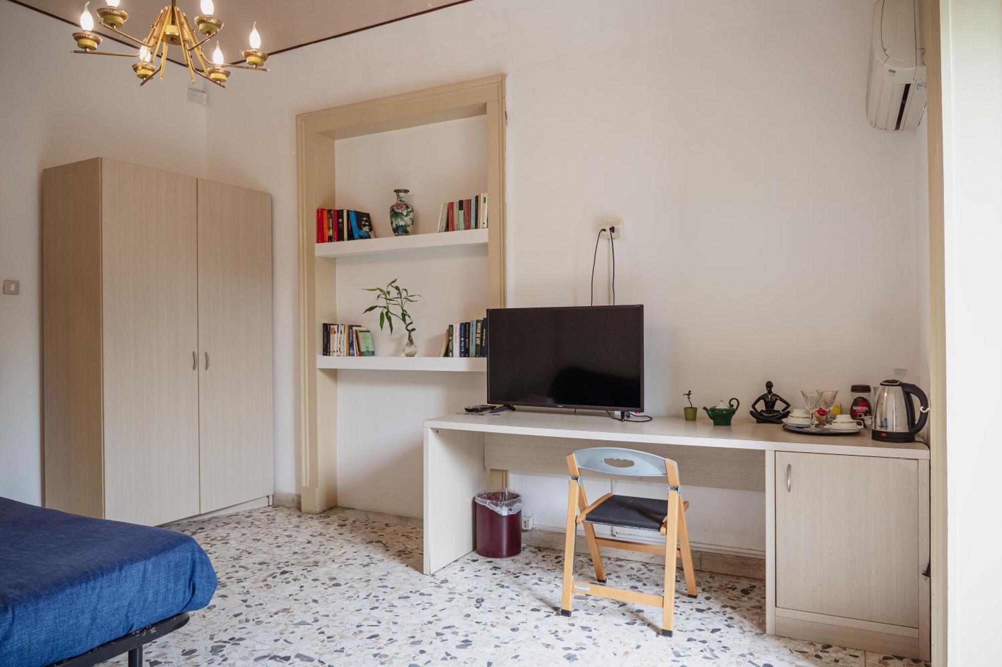Bed And Books Bed & Breakfast Catania Bagian luar foto
